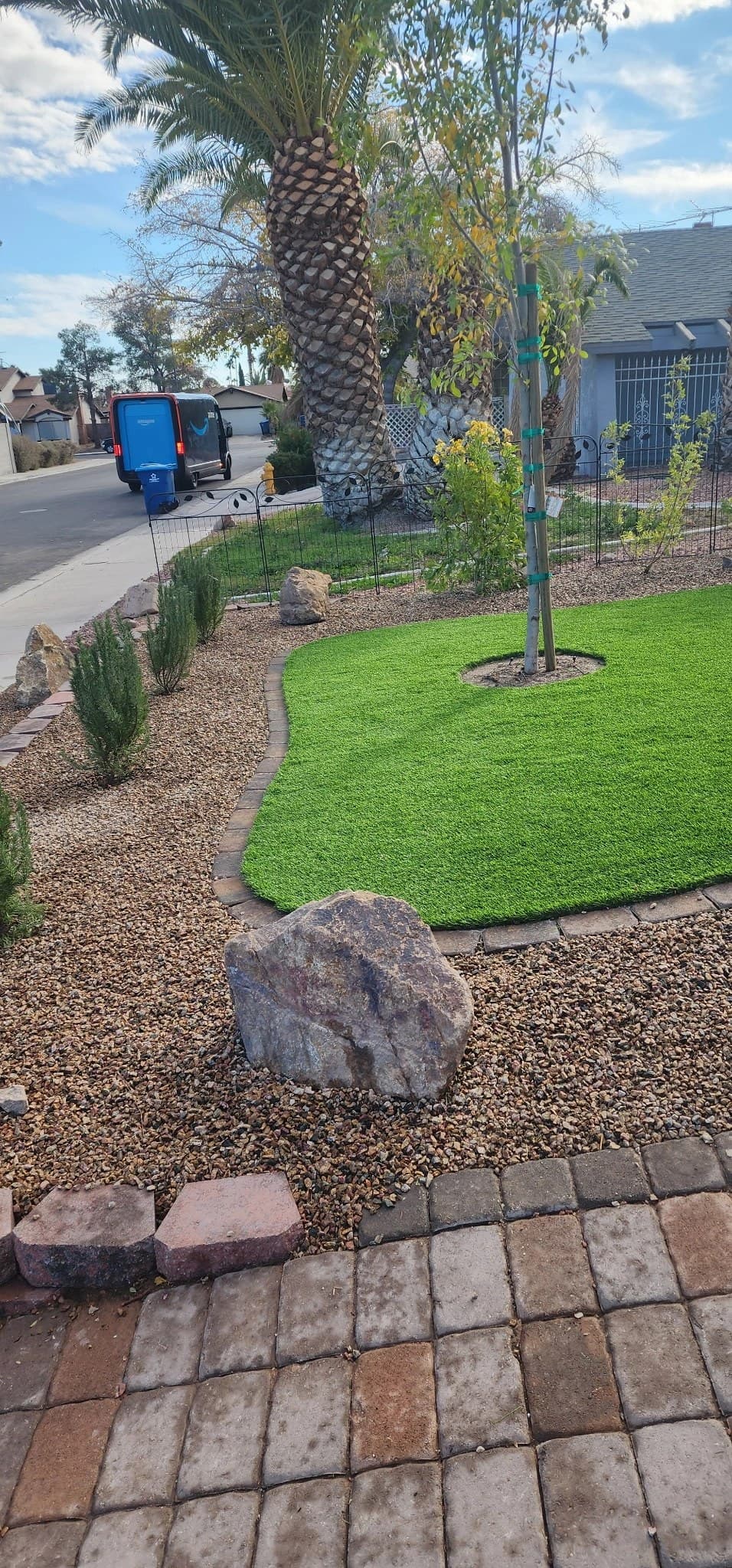 Front-yard desert landscaping in Las Vegas